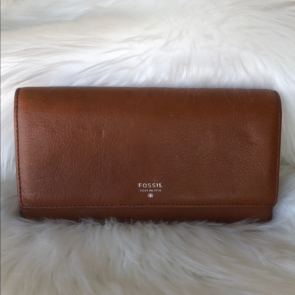 Fossil Cognac Leather Continental Wallet